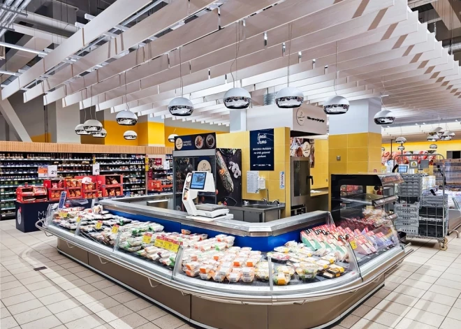 Некоторые продукты даже пропали с полок! Почему в Maxima такой наплыв покупателей?