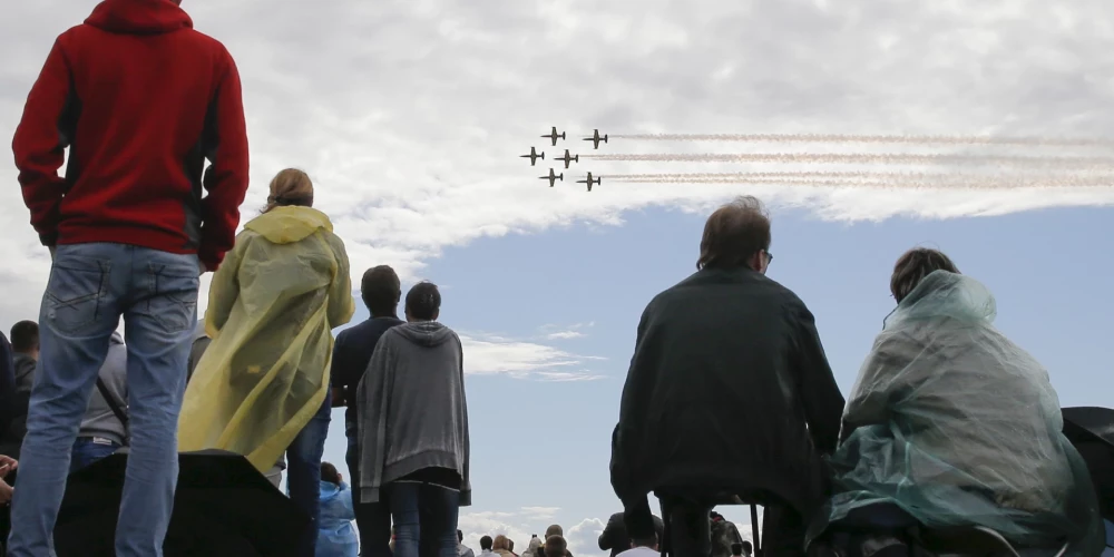 Drošības apsvērumu dēļ atcelts Baltijas lielākais aviošovs.