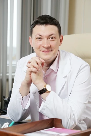 Dr. Aleksejs Derovs. Publicitātes foto