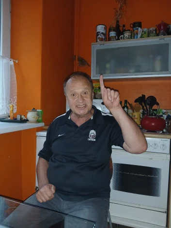 Jānis Jarāns alkoholu nelieto jau sešus gadus. “Tā fantastiskā sajūta – skaidra galva, skaidras domas! Kur es biju agrāk? Bet to jau Viņš tā visu sakārtoja!” teic Jānis.