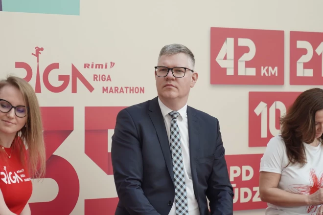 Partijas “Jaunā Vienotība” frakcijas deputāts Vilnis Ķirsis ievēlēts par Rīgas domes priekšsēdētāja vietnieku izglītības, kultūras, sporta un ģimeņu politikas jautājumos.