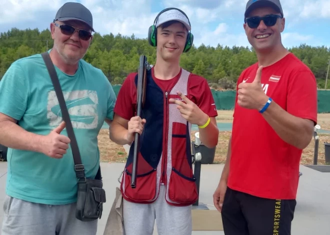 Kārlis Jurgenovskis izcīna sudrabu Eiropas U-18 čempionātā stenda šaušanā
