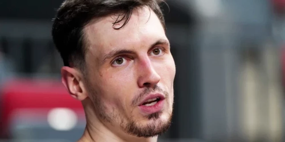 Rodions Kurucs drīz sāks gatavoties ar izlasi 2025. gada Eiropas čempionātam.