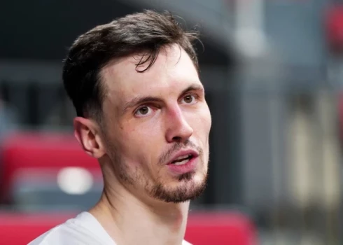 Rodions Kurucs drīz sāks gatavoties ar izlasi 2025. gada Eiropas čempionātam.