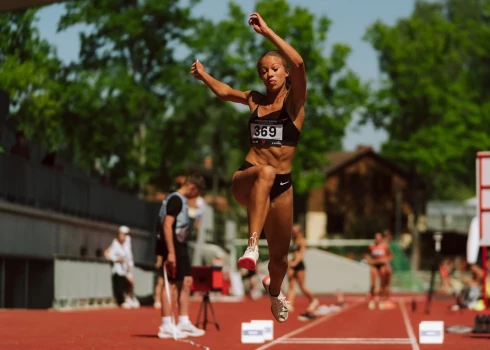 Brenda Džiliana Apsīte uzstādījusi jaunu Latvijas U-18 rekordu tāllēkšanā - 6.30m.