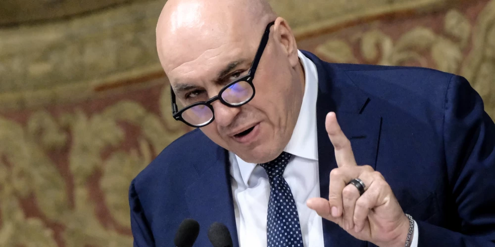 Itālijas aizsardzības ministrs Gvido Kroseto.