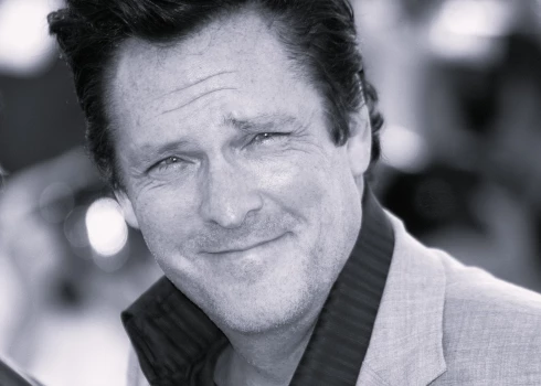 Miris Maikls Madsens.