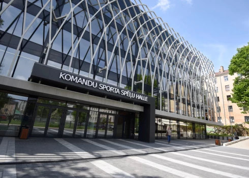 Latvijas Nacionālā sporta centra Komandu sporta spēļu halle.