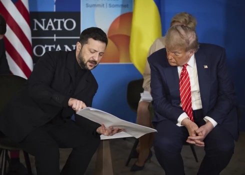 Zelenskis un Tramps apsprieduši Ukrainas pretgaisa aizsardzības stiprināšanu. 
