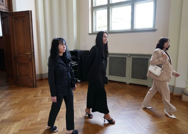 No 2025. gada 5. jūlija līdz 30. novembrim Latvijas Nacionālā mākslas muzeja galvenajā ēkā skatāma izstāde “Itālijas gaisma: no Fatori līdz Morandi”.