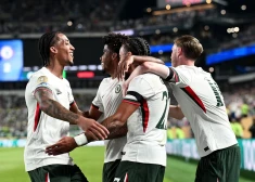 "Chelsea" mača izskaņā izrauj uzvaru un iekļūst FIFA Klubu pasaules kausa pusfinālā