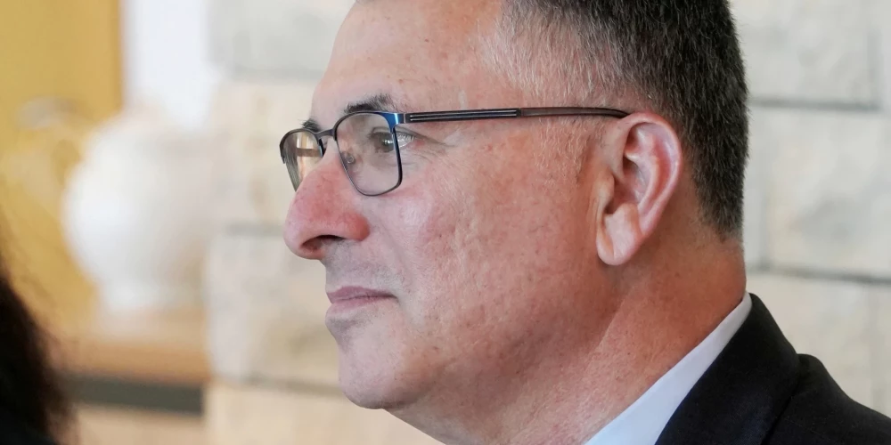 Izraēlas ārlietu ministrs Gideons Sārs tikšanās laikā ar Valsts prezidentu Jūrmalas rezidencē.