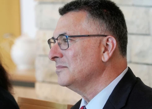 Izraēlas ārlietu ministrs Gideons Sārs tikšanās laikā ar Valsts prezidentu Jūrmalas rezidencē.