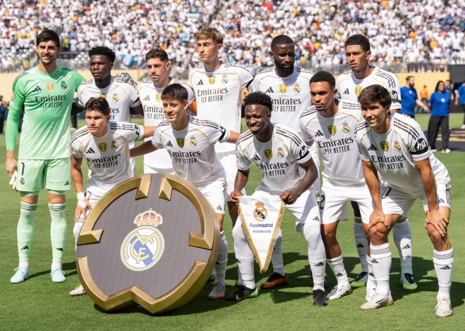 "Real" futbolisti dramatiskā cīņā kļūst par PSG pretiniekiem FIFA Klubu pasaules kausa pusfinālā