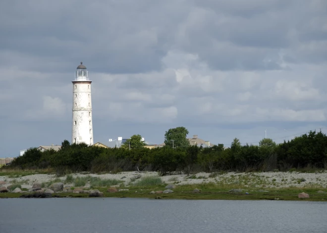 Igaunijā pie Vilsandi salas avarējis helikopters