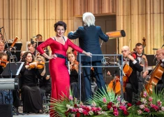 FOTO: Liepājas vasaras Operas galā izskan skaistākās Bizē, Verdi un Pučīni melodijas