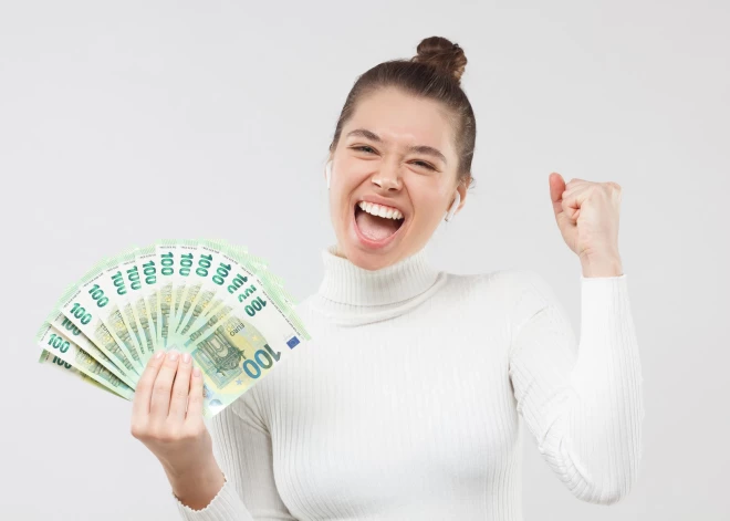 Рижанка первый раз в жизни купила лотерейный билет и выиграла 10 000 евро