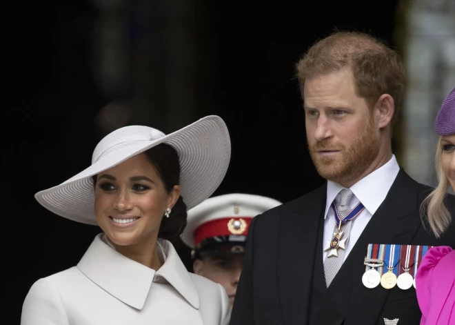 Princis Harijs ir "pilnībā pakļauts" Meganas gribai – "pat Čārlzs to zina", apgalvo eksperte