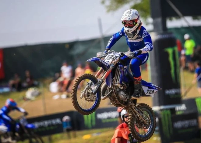 Latvijas jaunais motokrosa talants izcīna bronzu pasaules junioru čempionātā