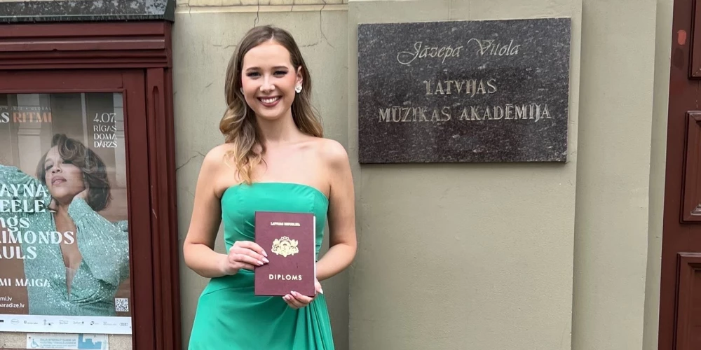 Šovā "Pārdziedi mani" iepazītā dziedātāja Brigita Čirkše-Reisone beidzot pabeigusi augstskolu