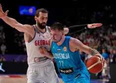 Slovēnijas izlase Eiropas čempionātam basketbolā gatavosies ar Luku Dončiču priekšgalā 