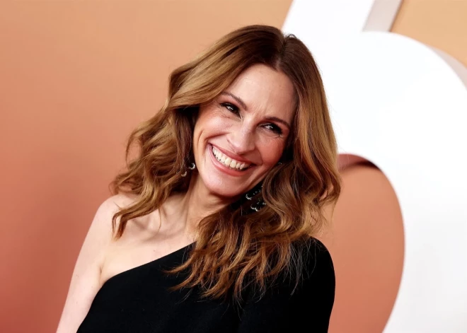 Džūlija Robertsa atklāj dzīves pagriezienu, kas viņu pārvērta no kinozvaigznes par pilna laika mammu