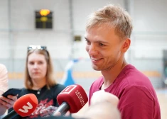 Triju trofeju ieguvējs Artūrs Žagars gandarīts par savu debijas sezonu Eirolīgā: "Pierādīju, ka varu!"