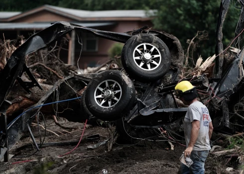 Postaža pēc plūdiem Teksasā (foto: Scanpix / EPA)