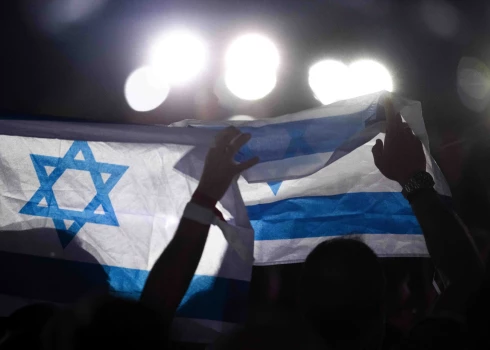 Diskusijas par Izraēlas dalību "Eirovīzijā" nerimstas.