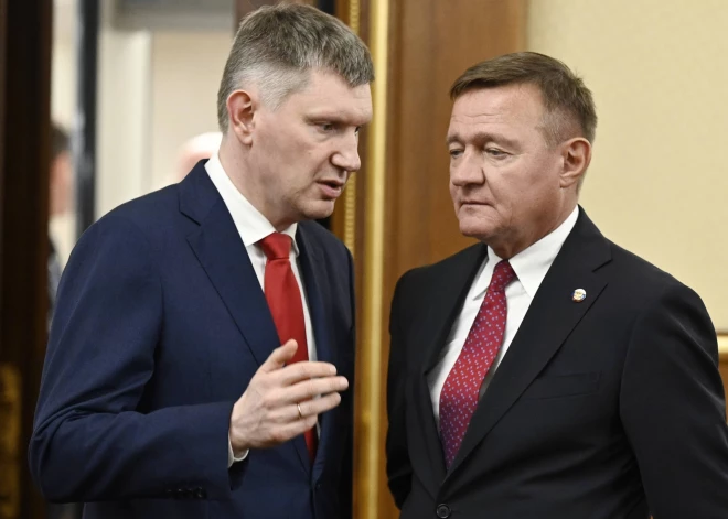 Pēkšņās krievu nāves sindroms. Desmitiem Krievijas ierēdņu pakaras, nošaujas un izlec pa logiem