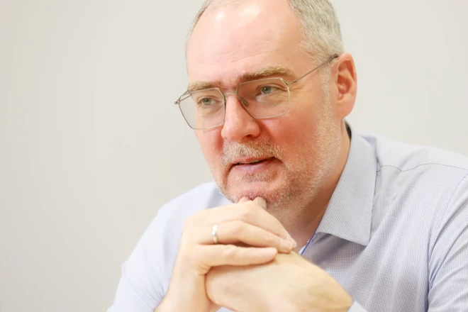 Latvijas apdrošinātāju asociācijas prezidents Jānis Abāšins: “Ja polisē ierakstīta visu risku apdrošināšana, tas nozīmē, ka tomēr kaut būs kādi limiti, kaut kādi pašriski.”