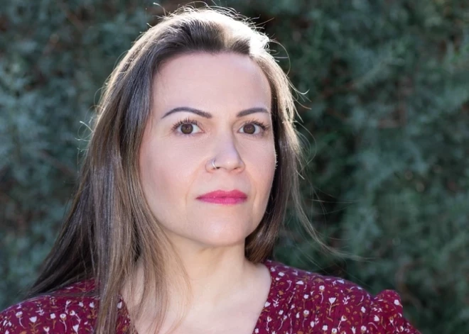 Viens ieradums, kas liek izskatīties vecākai, nekā esi