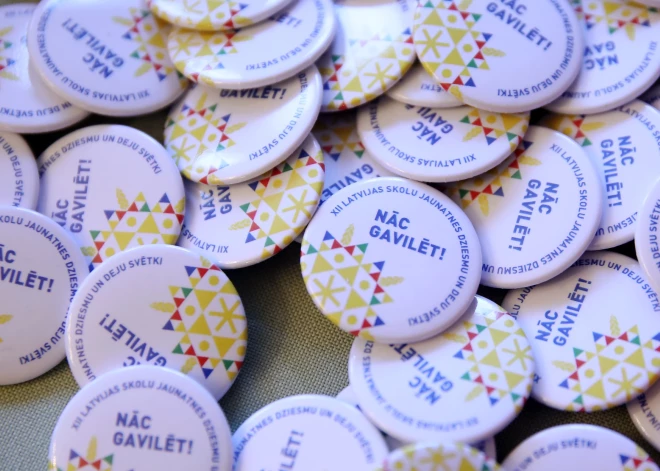 Valsts policija sāk sešus kriminālprocesus par biļešu krāpšanām saistībā ar Skolu jaunatnes dziesmu un deju svētkiem