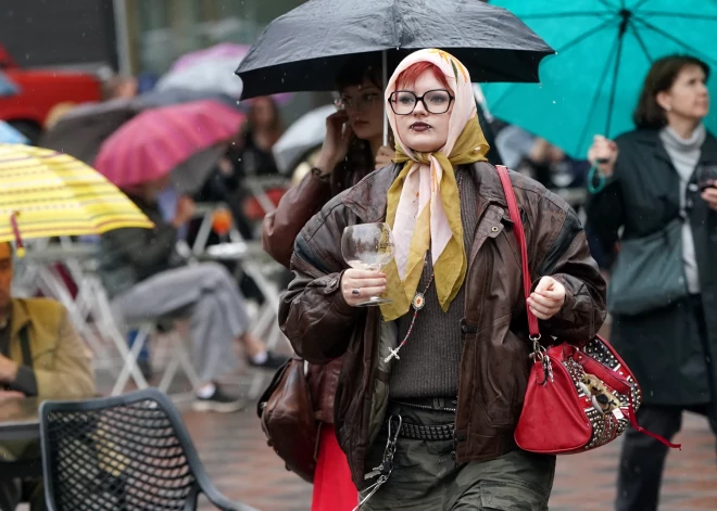 Daudzi Latvijā aktīvi meklē jaunu darbu, liecina aptauja