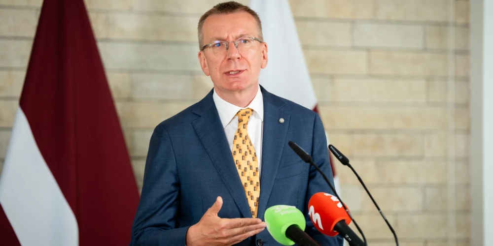 Valsts prezidenta Edgara Rinkēviča un Ministru prezidentes Evikas Siliņas preses konference Jūrmalas rezidencē. 