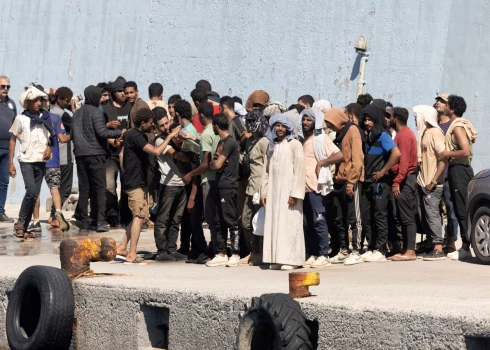 Grieķija ir viena no galvenajām Eiropas valstīm, kur ieplūst Ziemeļāfrikas migrantu masa (foto: Scanpix / Reuters)
