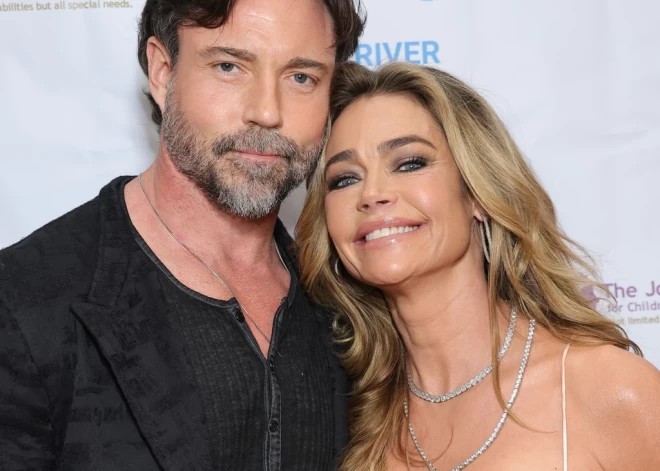 Aktrises Denīzes Ričardsas vīrs iesniedz šķiršanās prasību un pieprasa uzturlīdzekļus no sievas, jo viņam neesot ienākumu