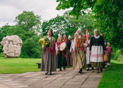 Dainu kalna 40. gadskārtas svinības (foto: Edgars Semanis)