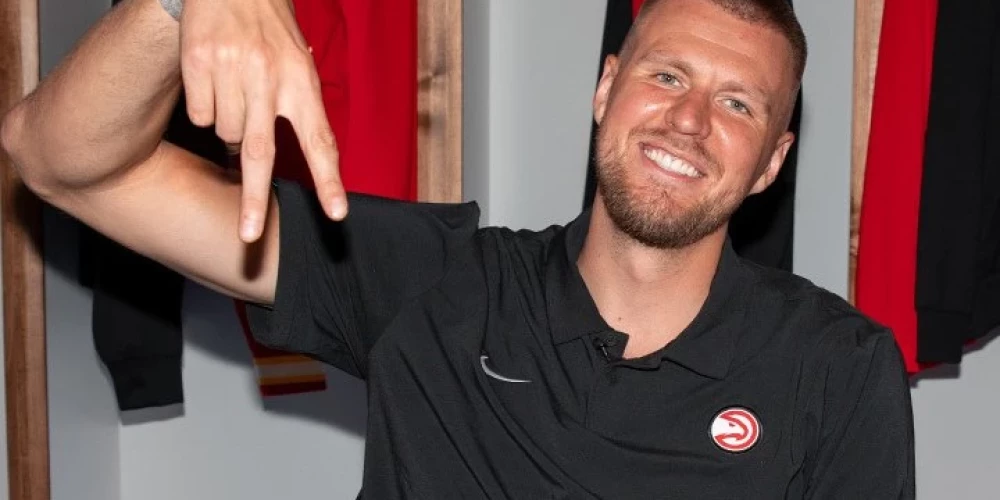 Kristaps Porziņģis viesojies Atlantā pie jaunās komandas NBA.