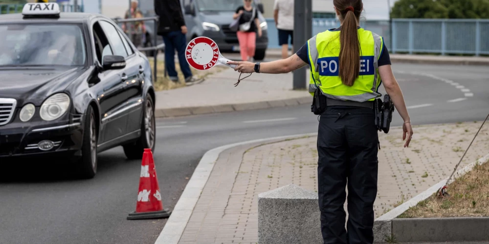 Robežkontrole uz Vācijas - Polijas robežas.