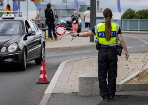 Robežkontrole uz Vācijas - Polijas robežas.
