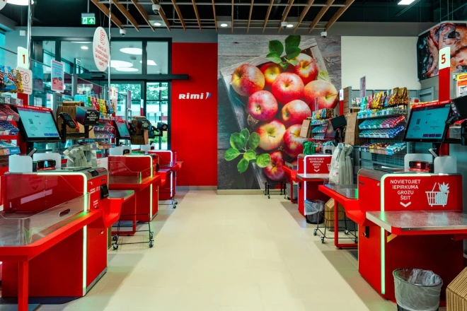 Rimi открыл магазин с кассами самообслуживания.