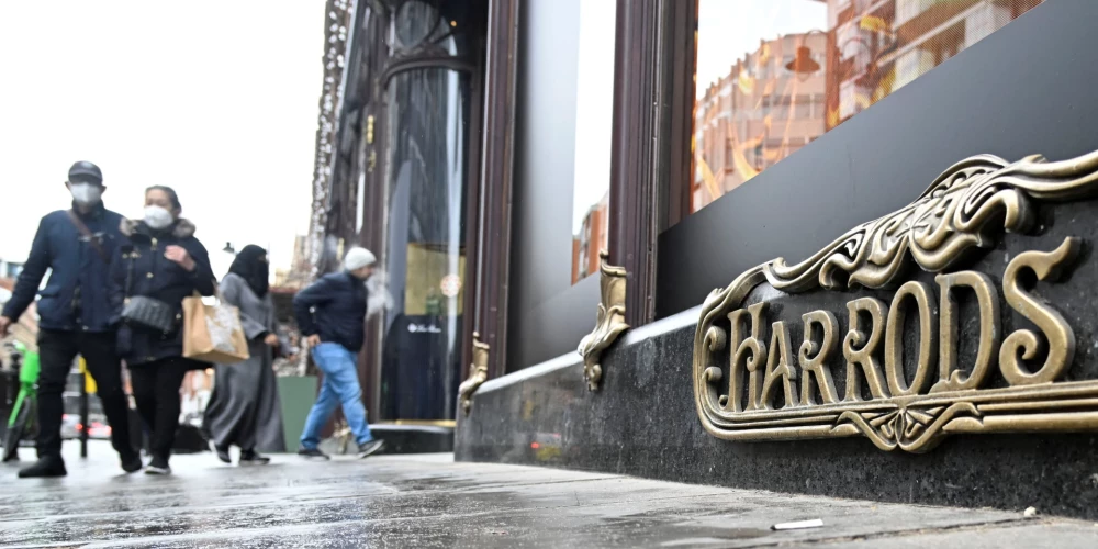 "Harrods" ir viens no cietušajiem veikalu tīkliem