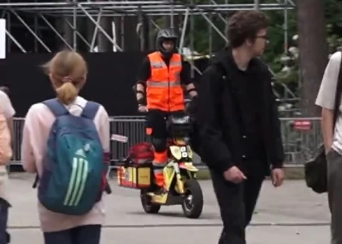 Jaunais mediķu transportlīdzeklis (ekrānuzņēmums no video)
