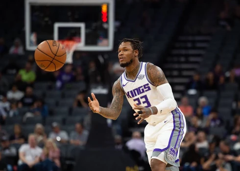 Benu Maklemoru NBA draftēja Sakramento "Kings". 