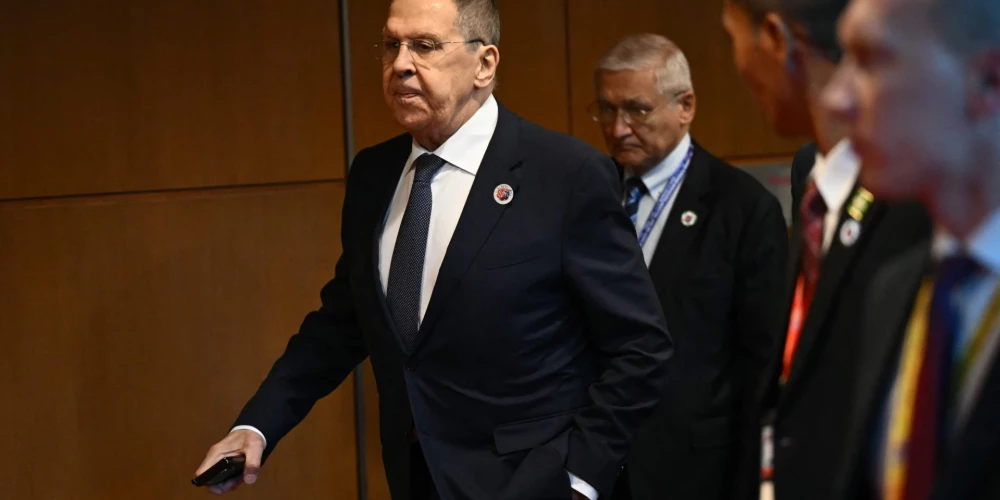Krievijas ārlietu ministrs Sergejs Lavrovs pēc tikšanās Malaizijā ar ASV valsts sekretāru Marko Rubio