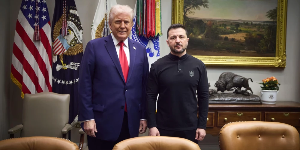 ASV prezidents Donalds Tramps piešķirs Ukrainai militāro palīdzību 300 miljonu dolāru vērtībā.