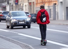 Vai zināji? Jaudīgākiem elektroskūteriem jābrauc uz Rīgu – tikai tur iespējams tos reģistrēt
