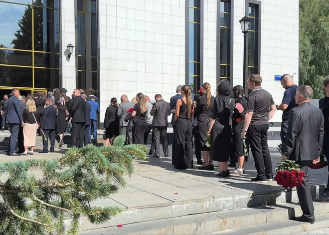Atklāts aizdomīgos apstākļos mirušā Krievijas satiksmes ministra pirmsnāves zīmītes saturs