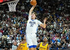 "Iespējams, sliktākā spēle dzīvē!" Drafta pirmais numurs Kūpers Flegs nepārliecinošs debijā NBA Vasaras līgā
